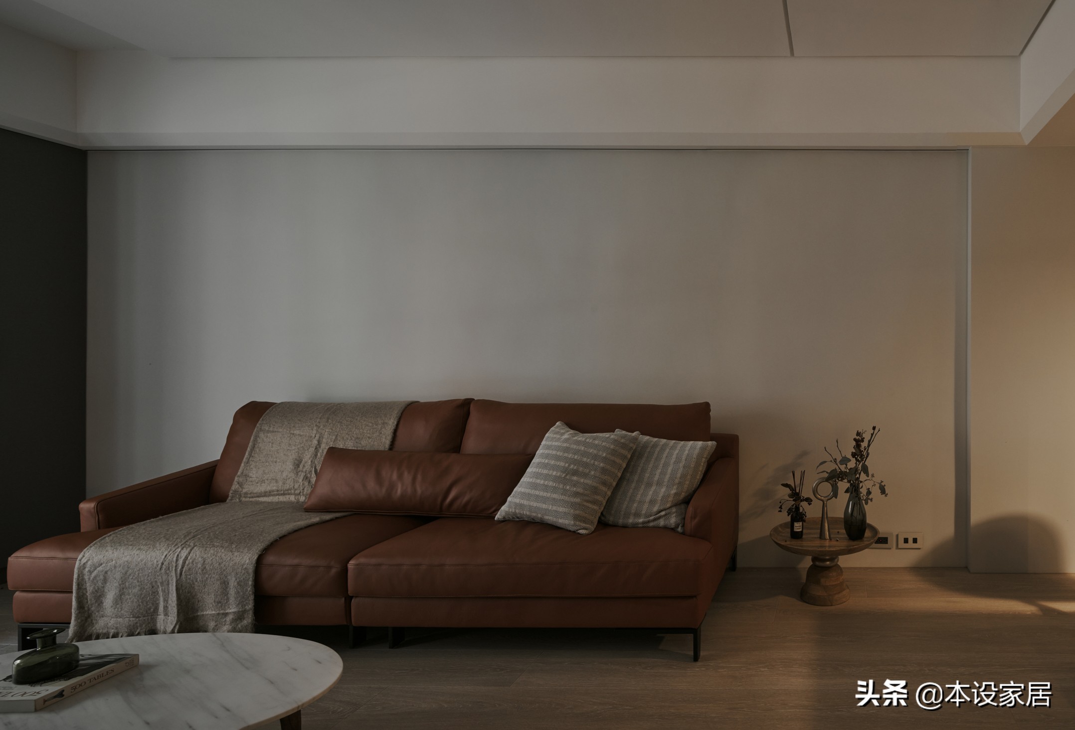 赞！56岁中年夫妇坚持断舍离6年，74㎡小宅干净清爽，太治愈了