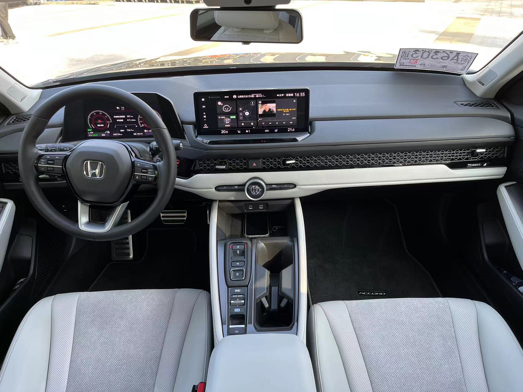 混动雅阁运动模式,2023款顶配雅阁运动模式