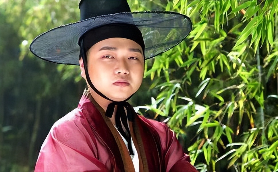 周星驰不敢得罪的演员,周星驰饰演的角色被导演训斥片段