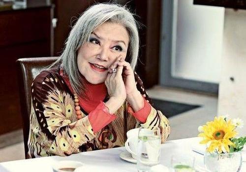 守30年活寡，花心丈夫带小三回家不敢反抗，邵音音的爱太卑微了