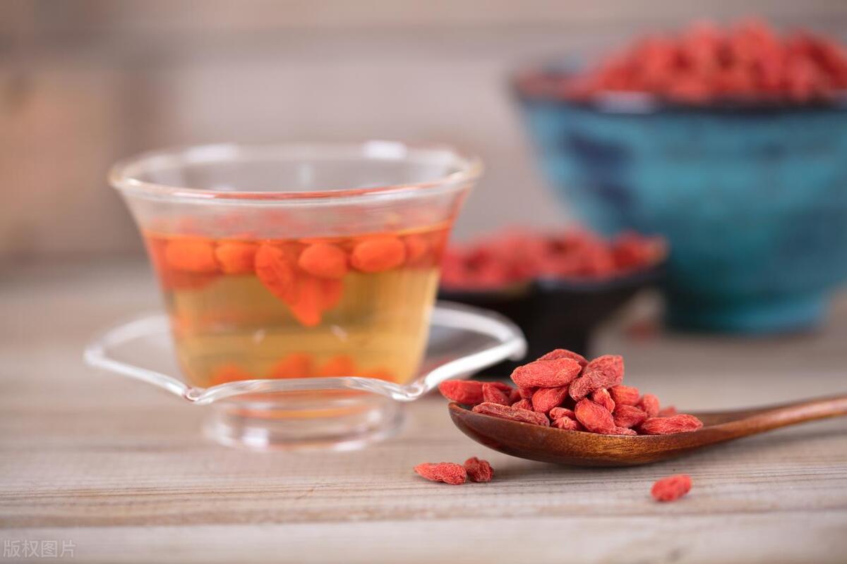 口淡口甜是要健脾还是要补脾,嘴里发甜是脾胃的问题吗