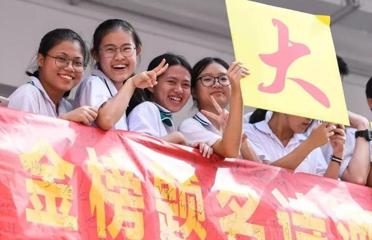 好的211院校有哪些不含985的,211大学与985院校哪个更厉害