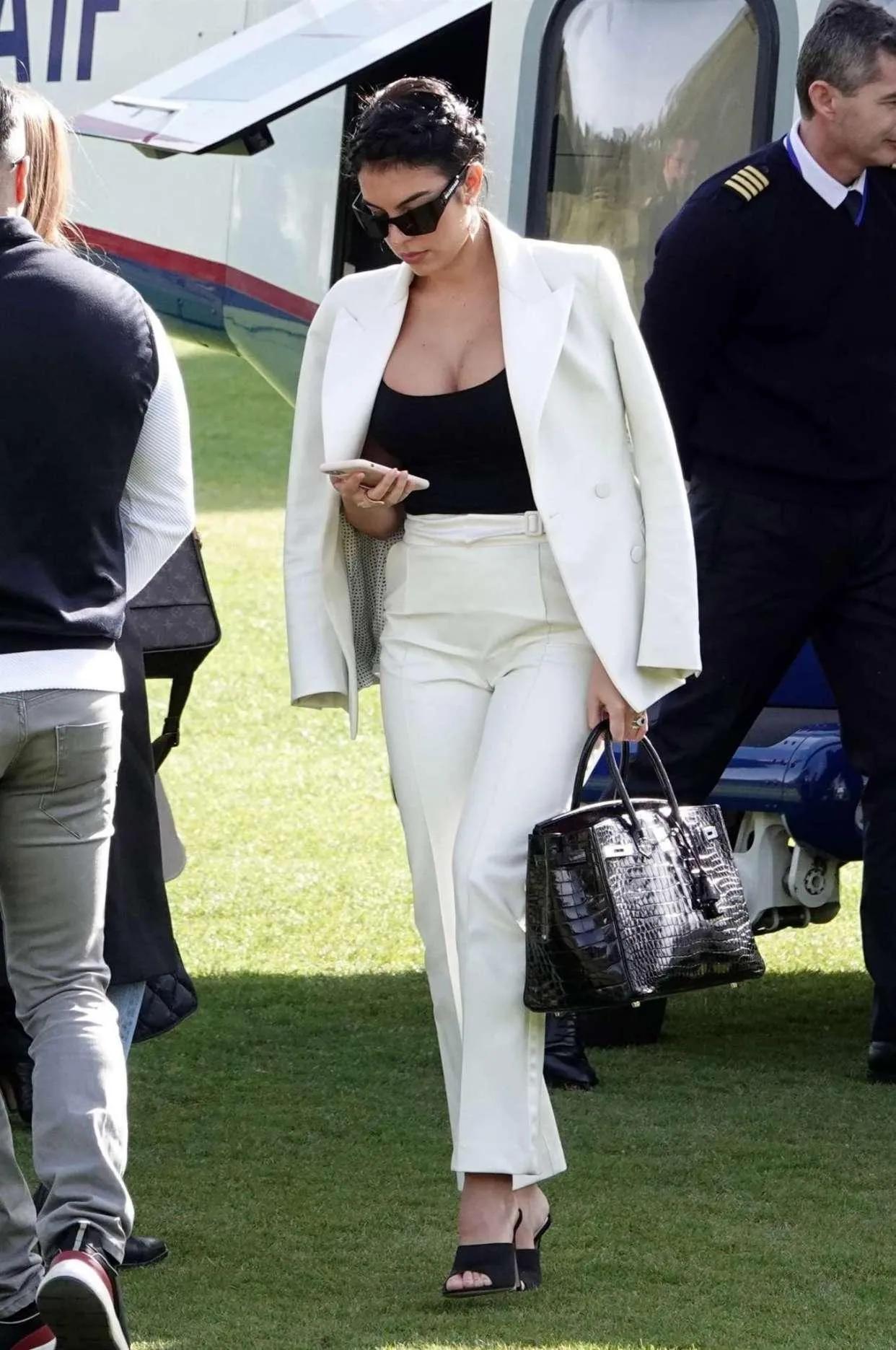 国足已经踢不了亚洲杯了吗,国足最后的巅峰唯有足球不可辜负