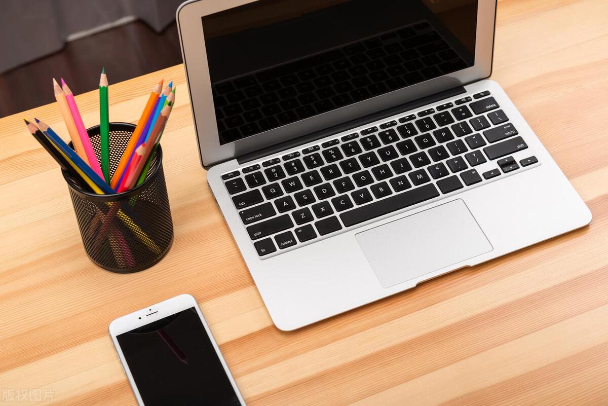 笔记本电脑电池指示灯在哪,笔记本电脑电池图标不能显示时间