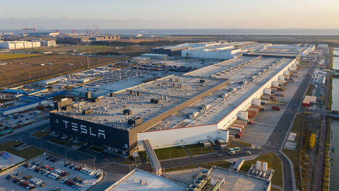 外媒报道马斯克访华重回世界首富,马斯克再夺全球第一富豪