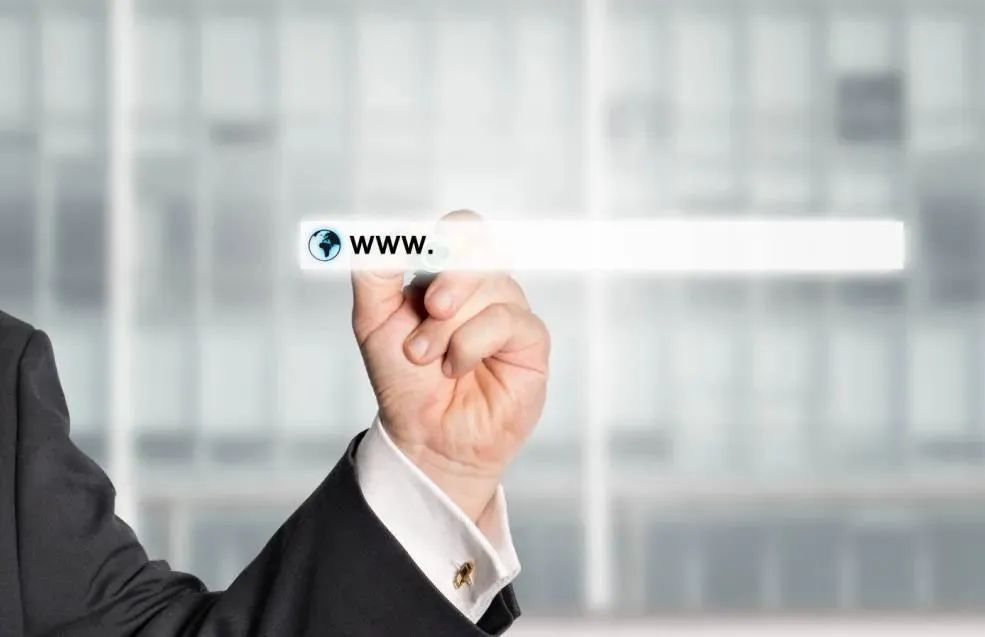 中国最早的互联网平台,中国最早的互联网人