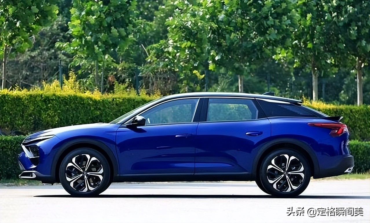 法系车凡尔赛落地价,凡尔赛c5x黑色2023款最新落地价