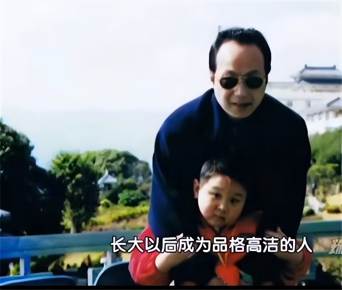 罗京儿子名字由来,罗京的儿子名字