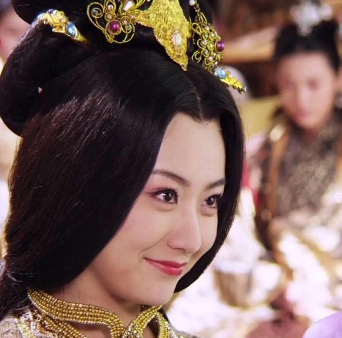 不算特别惊艳却能红的五位女星,长相妩媚却情史干净的五位女星