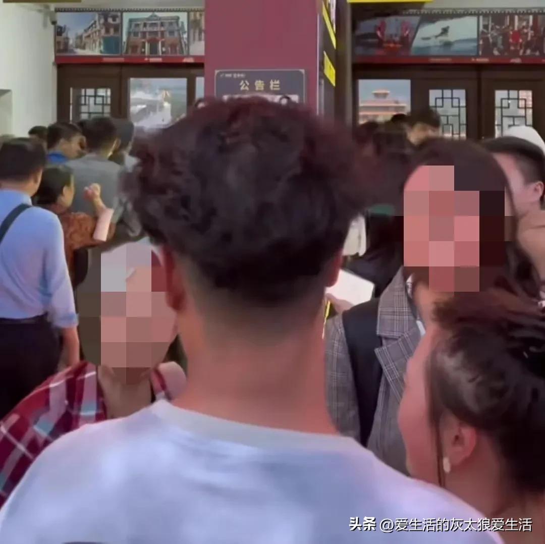 豪掷5万元买250万*放播**量的网友，这是不道德的行为！