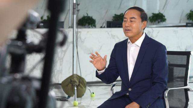 穷小子打工成了千万富翁,穷小子靠打工为生