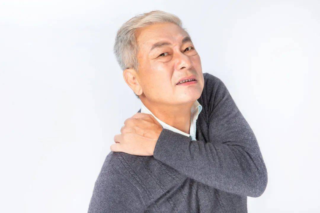 中医脚底筋膜炎如何彻底治愈,筋膜炎肩部最快的治疗方法中医