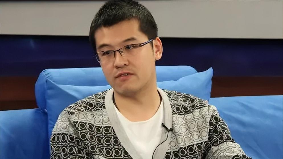 杨毅回应王哲林言论,杨毅谈归化球员不公平