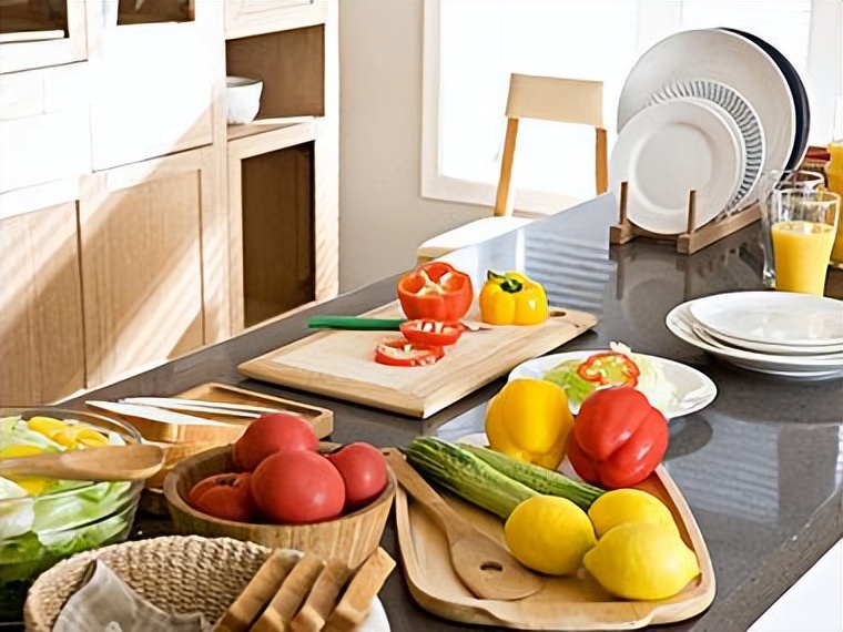 姚贝娜乳腺癌化疗吗,姚贝娜乳腺癌早期复发