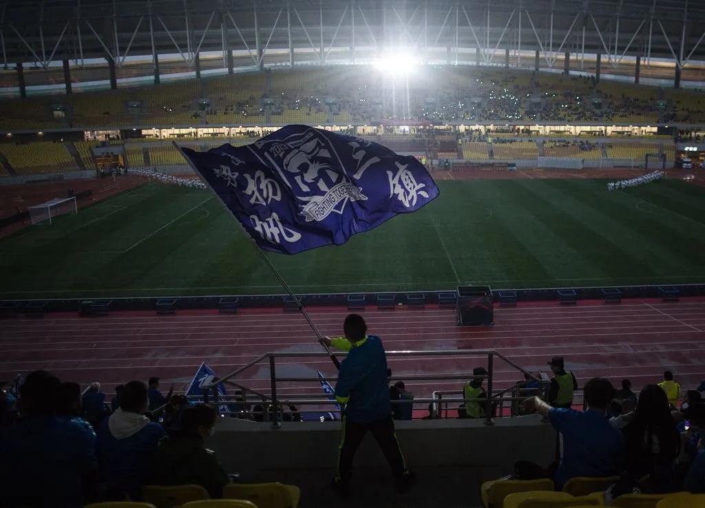 武汉三镇还差几轮冲超成功,最新中甲冲超形势