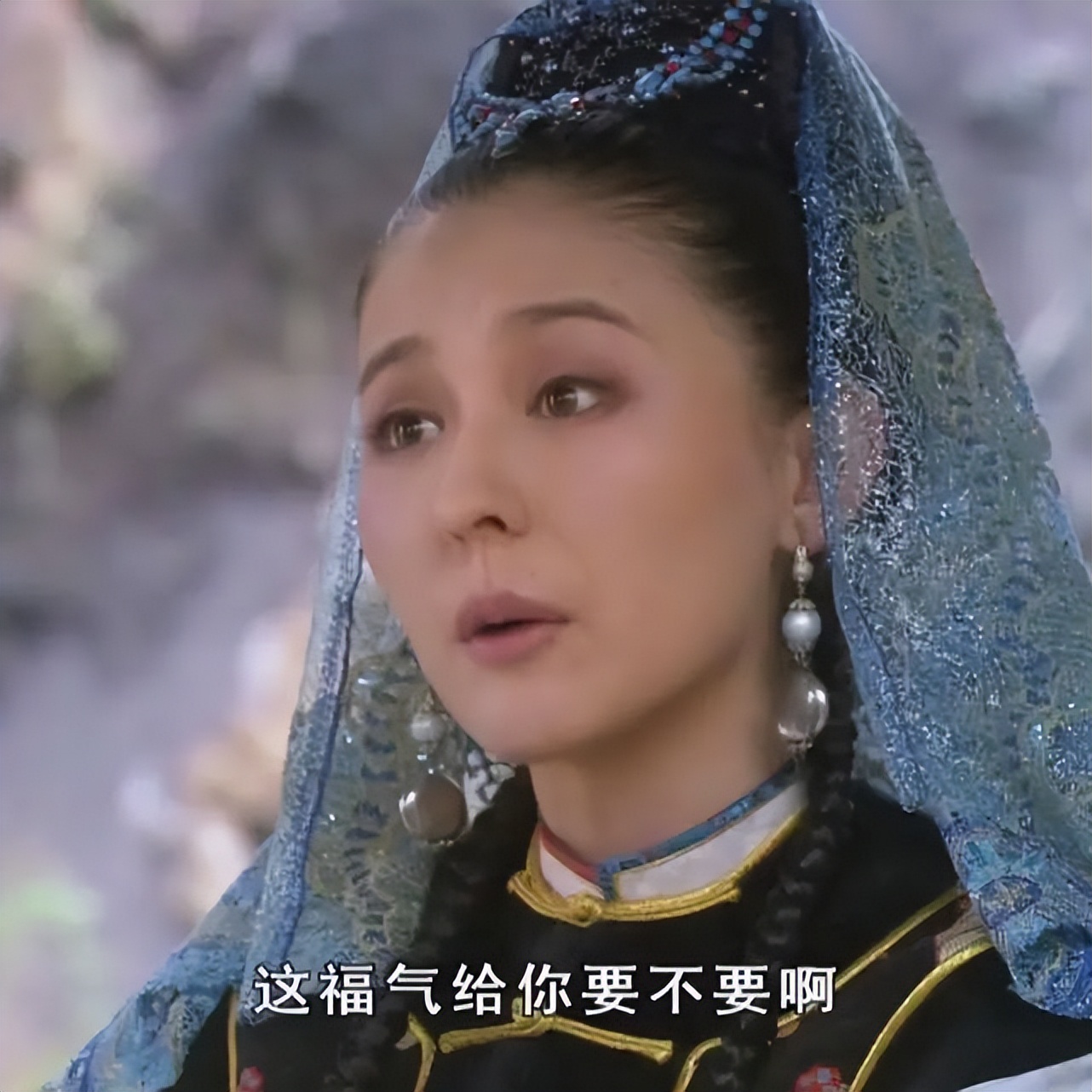 热依扎的心酸史,热依扎被追回的哭戏