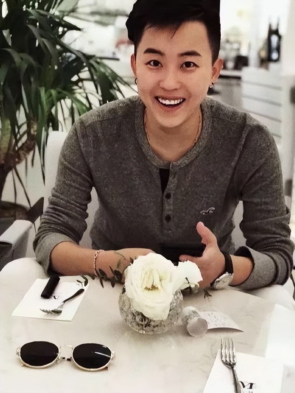 东北女生花50万试管婴儿,女子花50万生混血孩子