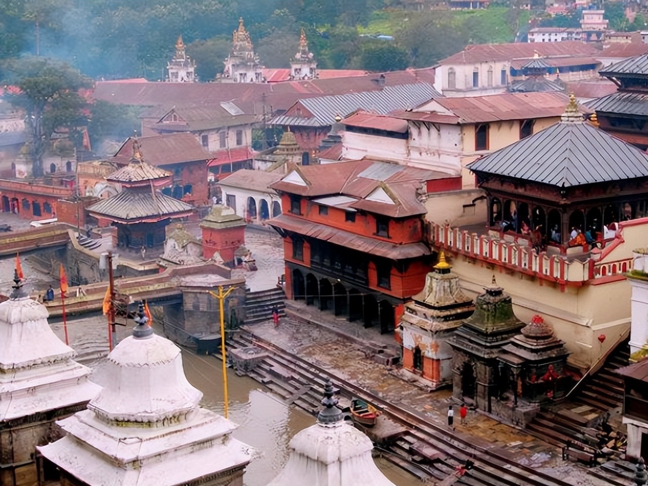 尼泊尔女孩摆摊,尼泊尔街头中国美女