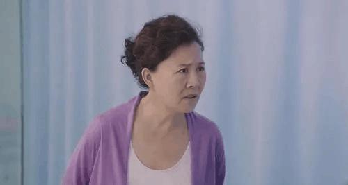 宝宝穿纸尿裤多久换一次尿不湿,宝宝尿不湿用到多大换成纸尿裤