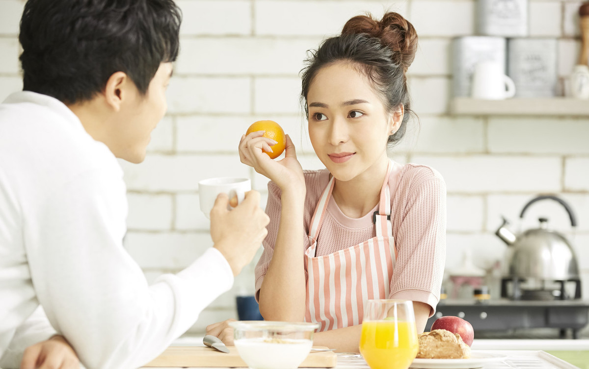 婚后遇到真爱要不要离婚这个话题,婚后遇见真爱到底要不要离婚