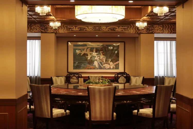 赏城中美景，品厦门味道。城市中心C位酒店，毗邻植物园、中山路