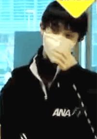 连头发都认真消毒！是疫情防控小能手羽生结弦没错了