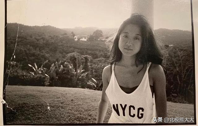 高龄富婆王薇薇为小男友抛弃丈夫,王薇薇老年照片