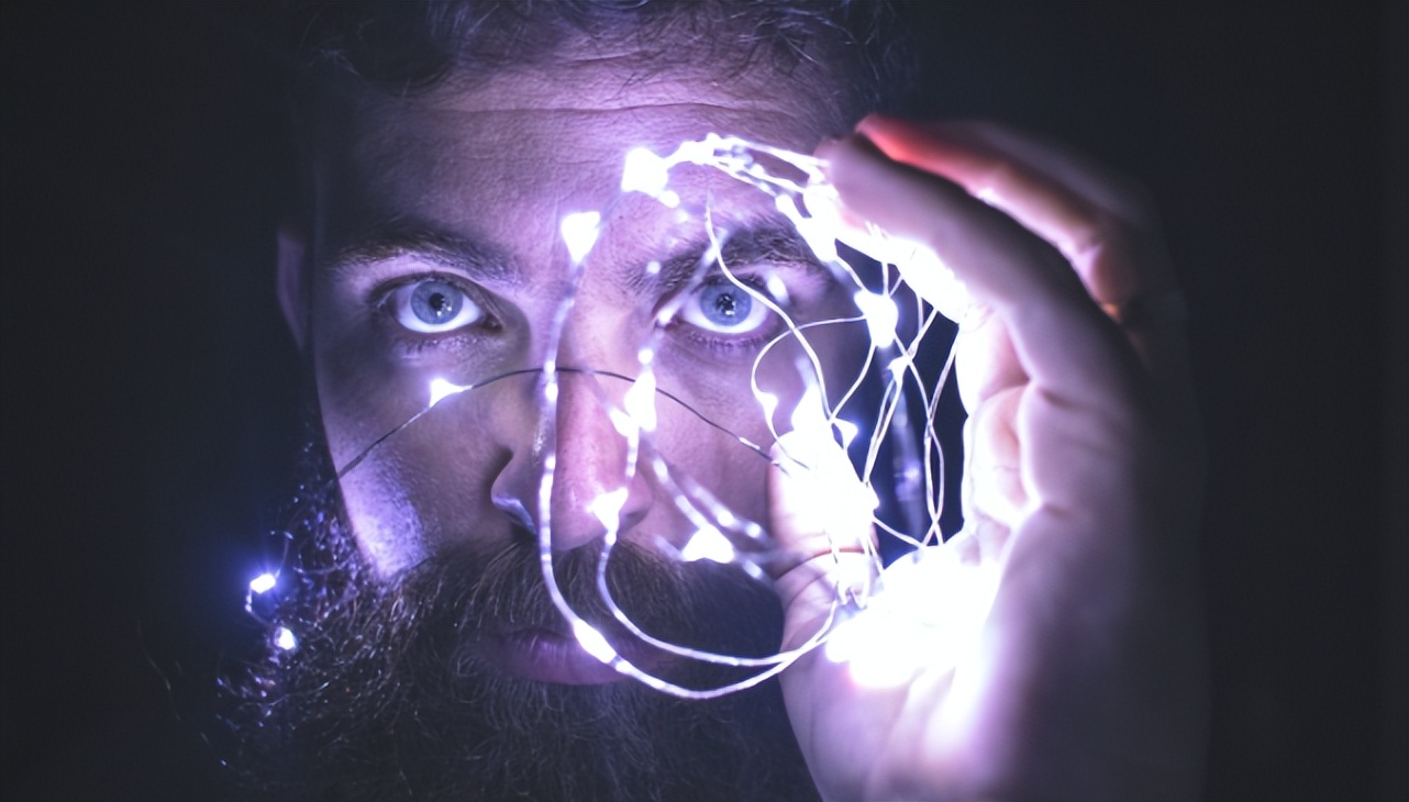 老年人视网膜脱落能治好吗,视网膜脱落做手术要多少钱