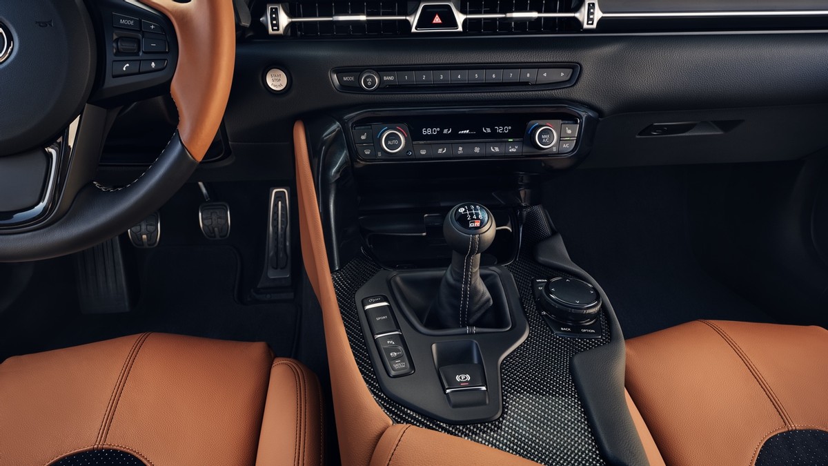 丰田GRSupra3.0顶级版,2022丰田grsupra3.0试驾