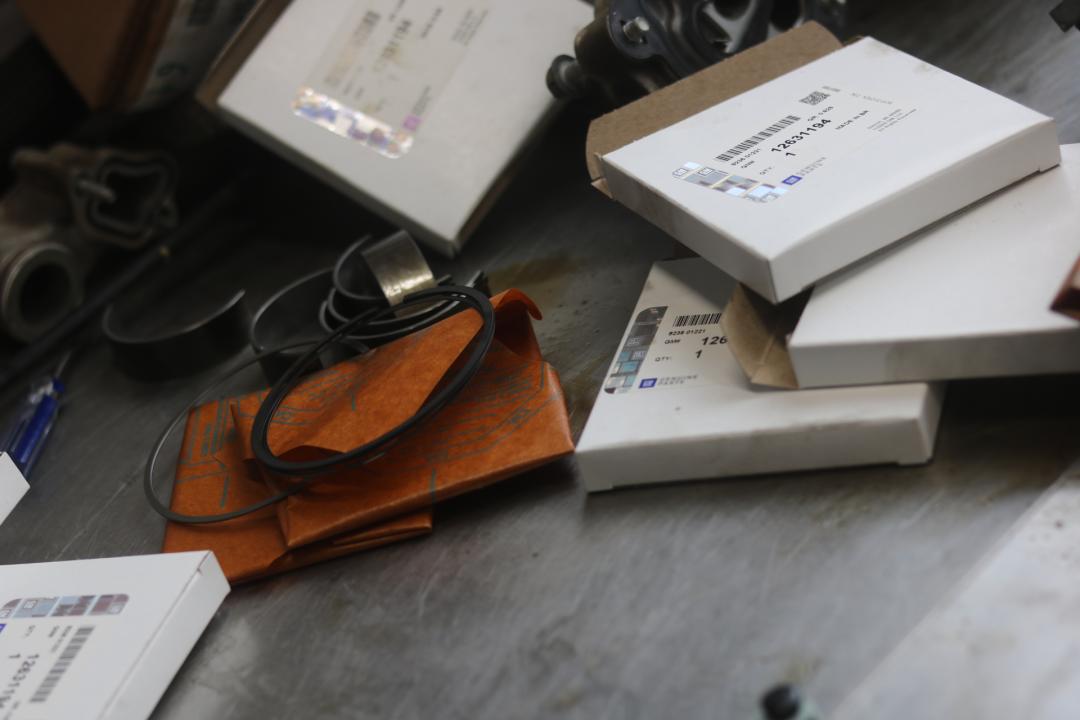 破烂的车变成新车,破烂的车子翻新