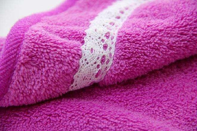 摇粒绒珊瑚绒羊羔绒的区别,珊瑚绒摇粒绒羊羔绒哪个暖和