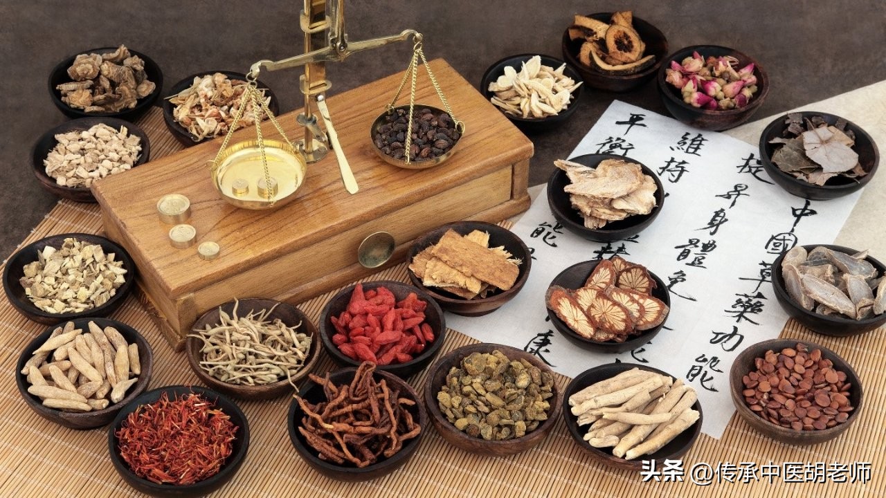 一个妙方专克黄痰、黏痰、痰多吐不完，横扫肺热、咽喉黏痰黄痰