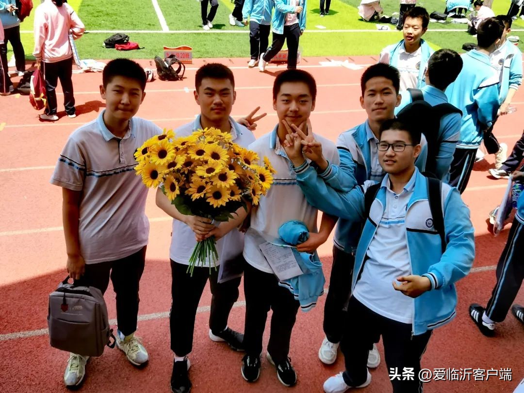 中考来了作文400字,中考来了作文1000字