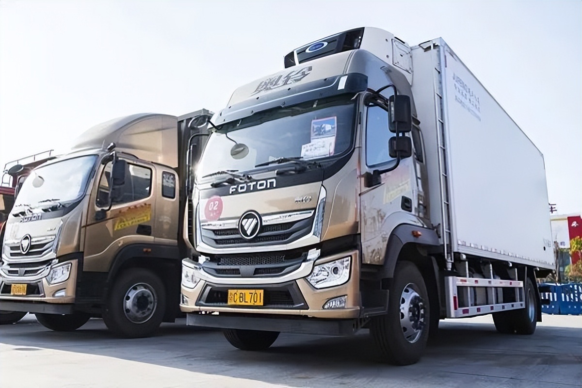 5.4米的最新版货车奥铃大黄蜂,奥铃大黄蜂康明斯自动挡