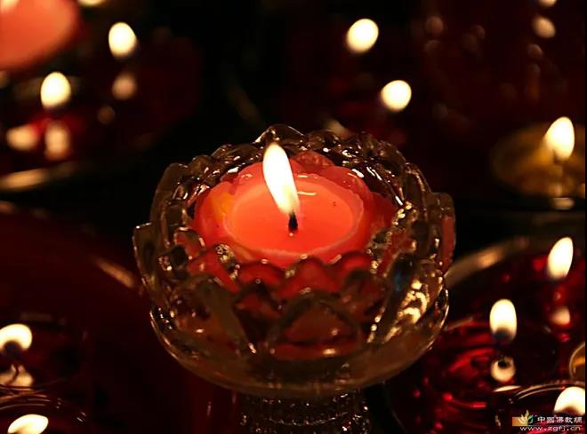 正月初一凤凰山登高祈福,大年初一祈福烧香诸事顺意