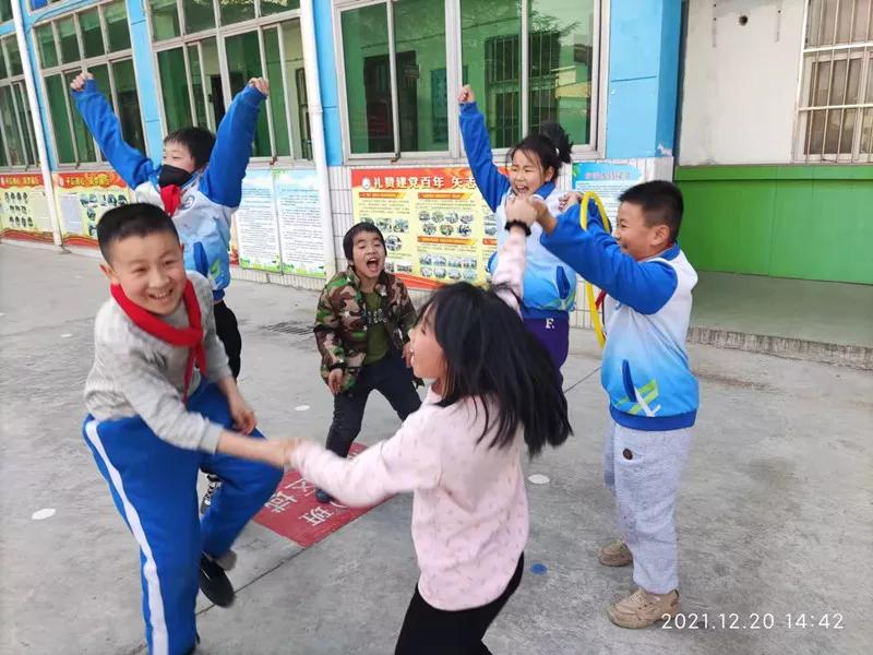 学校开展冬至活动信息简报,冬至活动家长参加