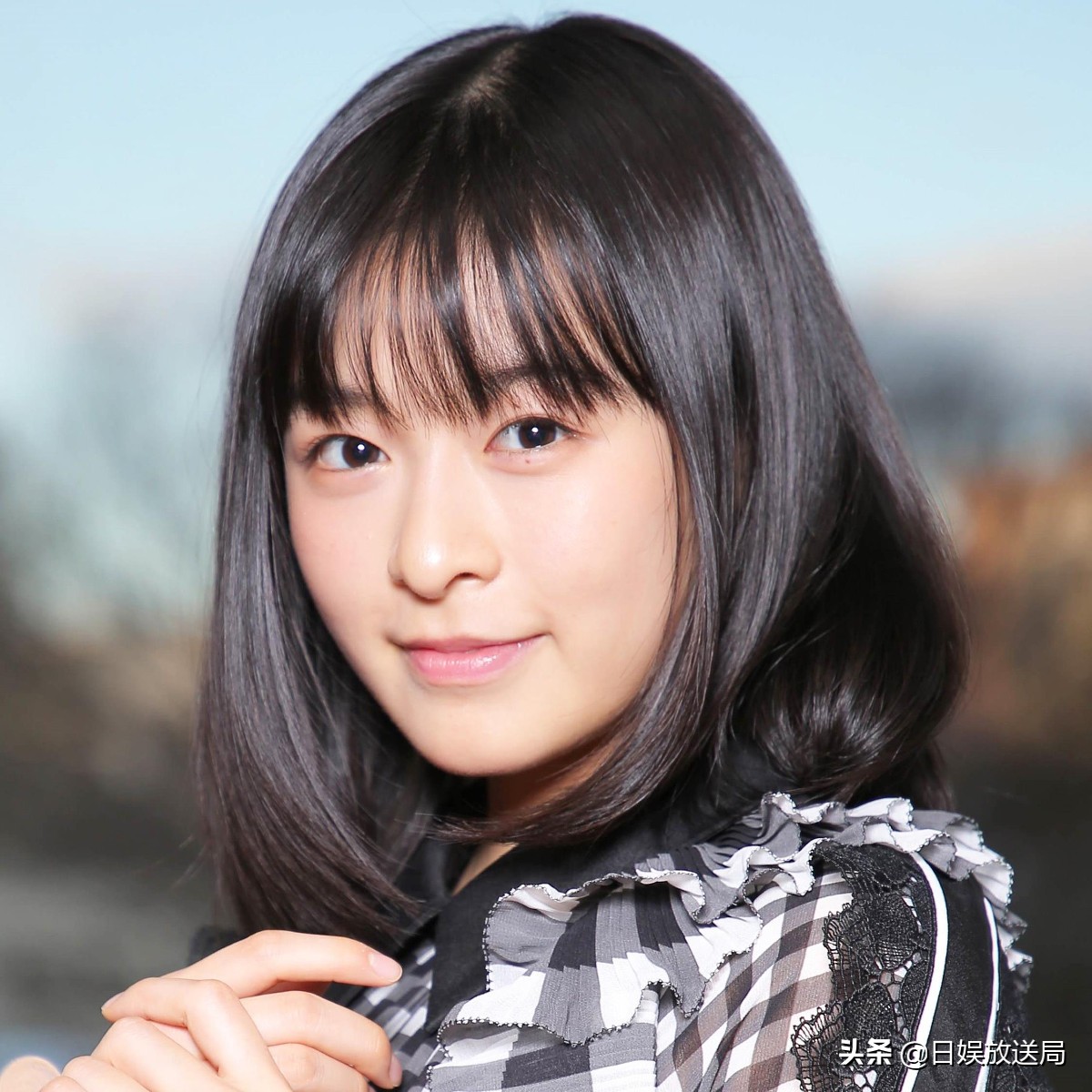 桥本环奈和滨边美波新剧 (滨边美波桥本环奈谁更漂亮)