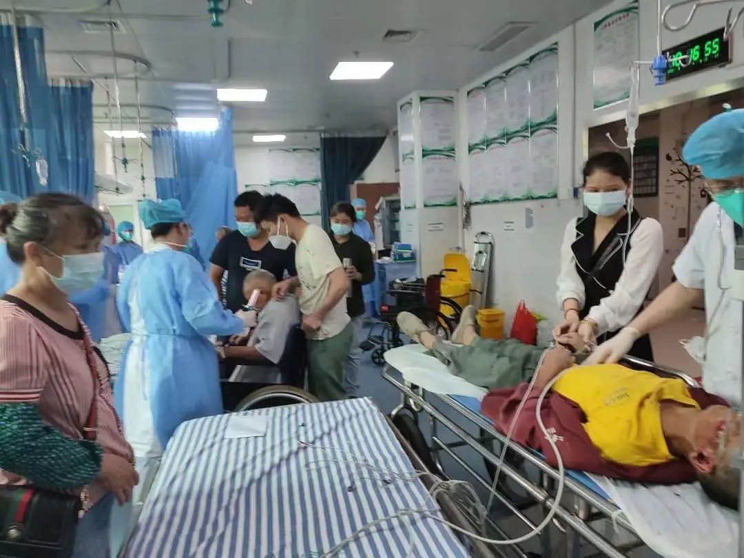 高安人民医院急诊科照片,高安人民医院急诊科救治