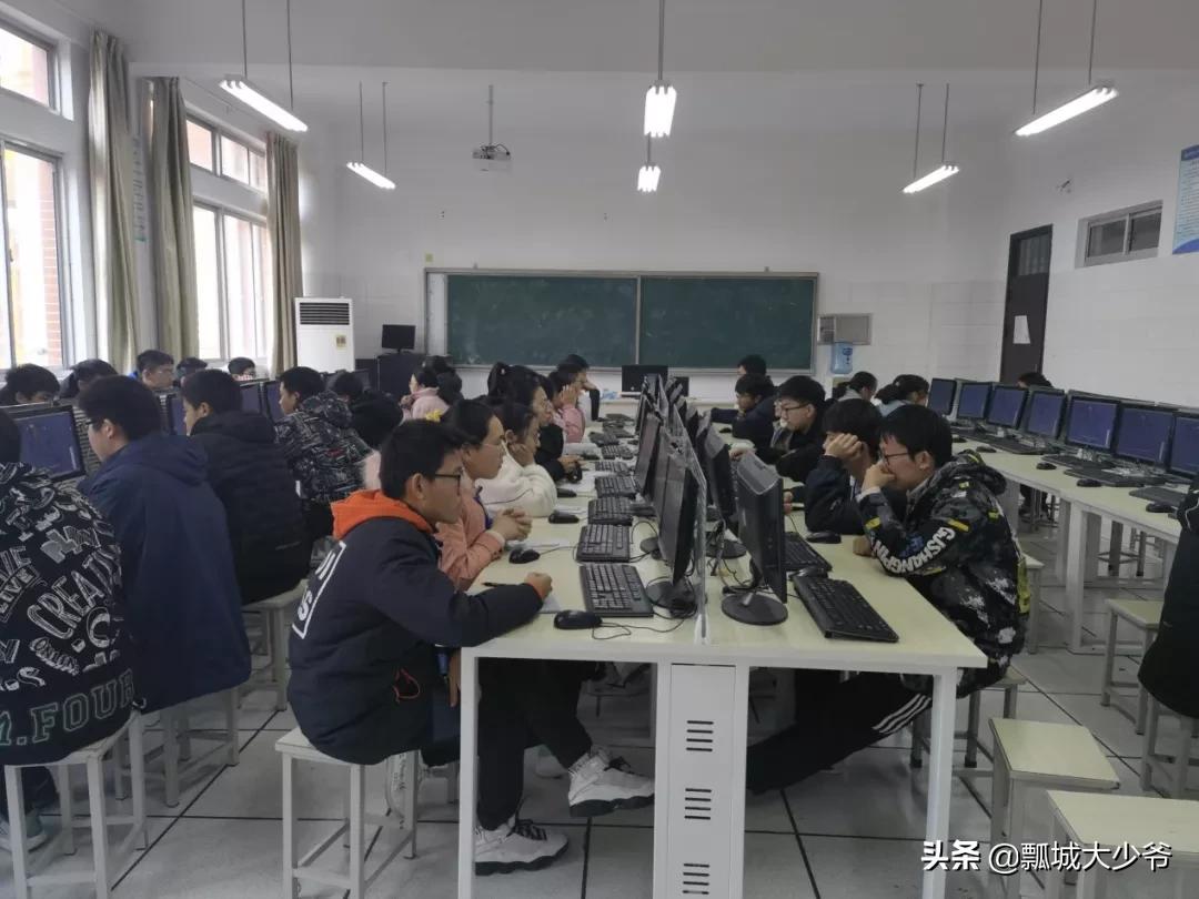 学校社团活动风采展,学校丰富多彩的社团活动美篇