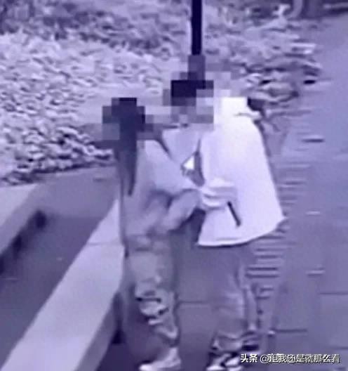 常熟又曝出户外*爱性**视频，比妇女主任还丑