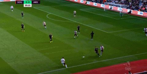 亚洲最强左后卫富安健洋,富安健洋目前效力于哪支球队