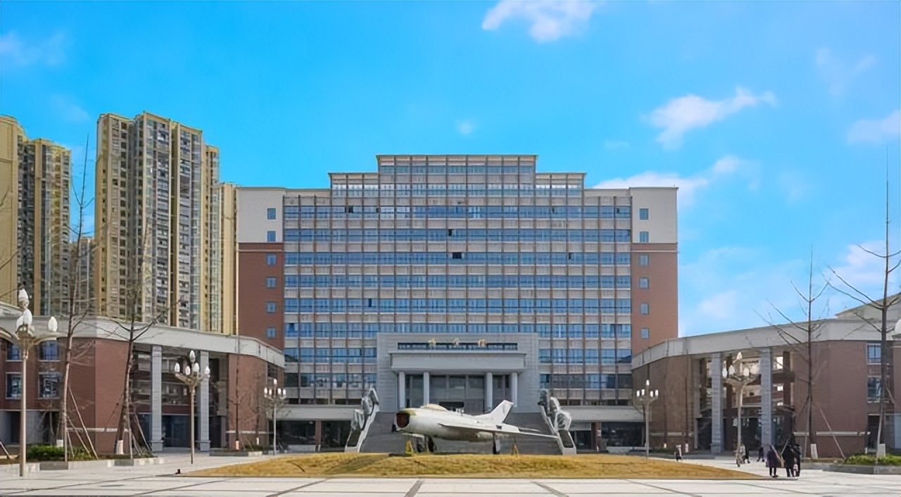 2022年四川公办专科最低录取分数,2018四川对口高职本科分数线