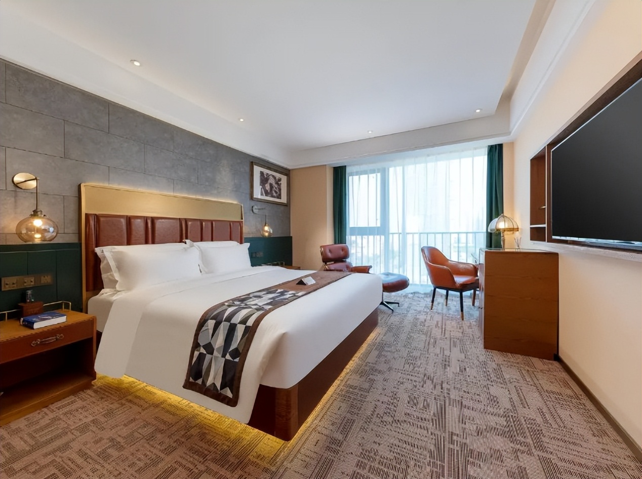 8店齐开,喆啡酒店竞争优势