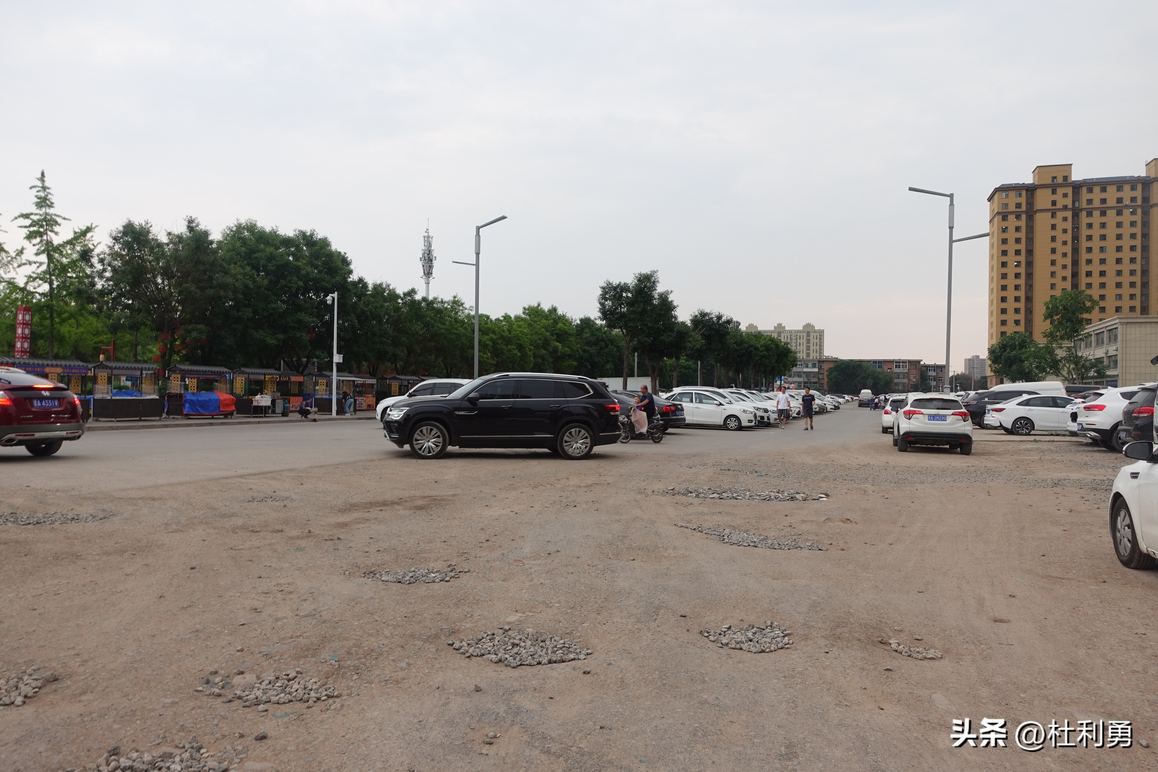 山西省晋中市榆次区：经纬北路50米长的“开膛路”何时能修好？