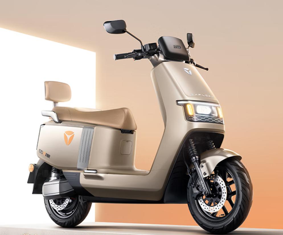 雅迪电动车和小刀电动车哪个更好,雅迪电动车与小刀电动车性能比较