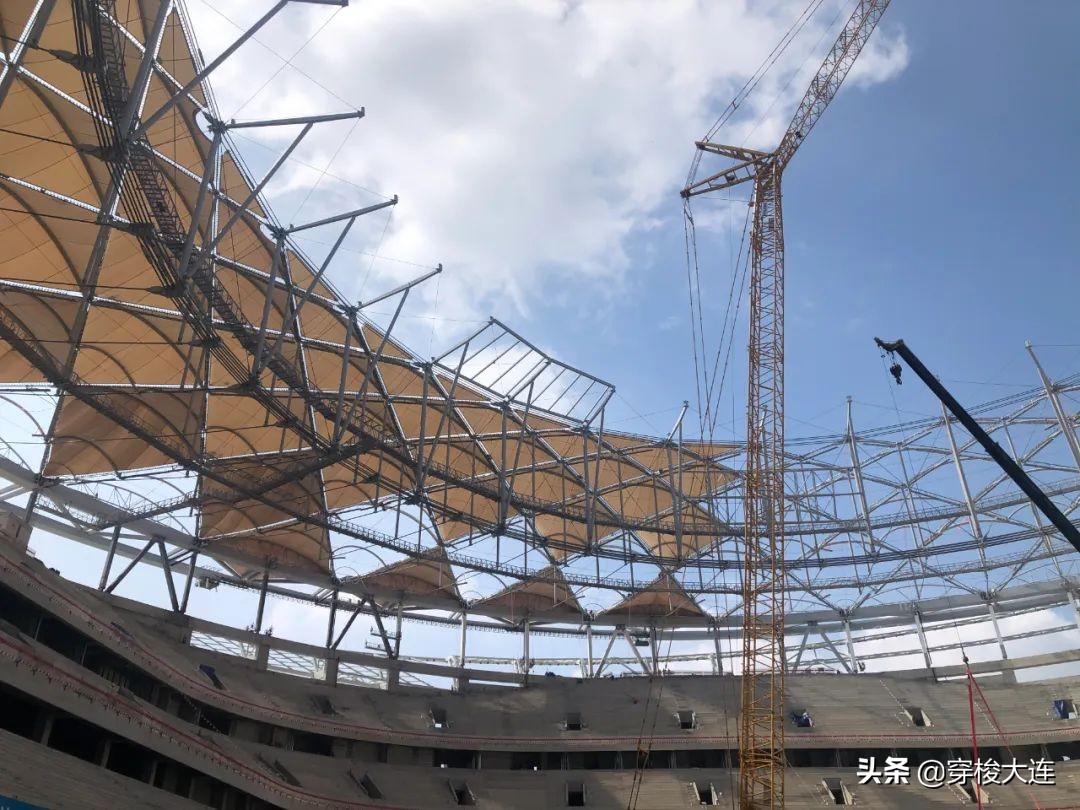 最新进展:地铁5号线“电通”梭鱼湾足球场11月30日交付