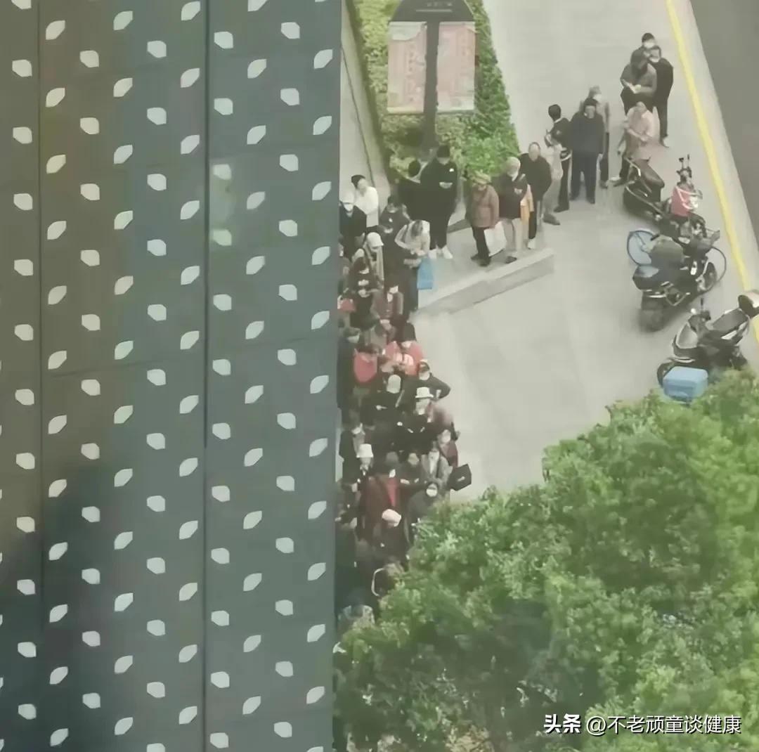 一块吐司成本是多少钱,一块吐司大概在多少成本