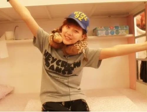 11年过去了再看依然泪目,李斯丹妮在天娱传媒待遇