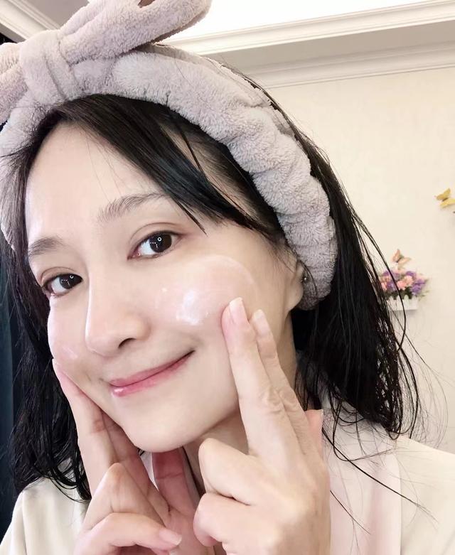 4050岁抗皱紧致面霜国货,40岁女人好用的面霜推荐