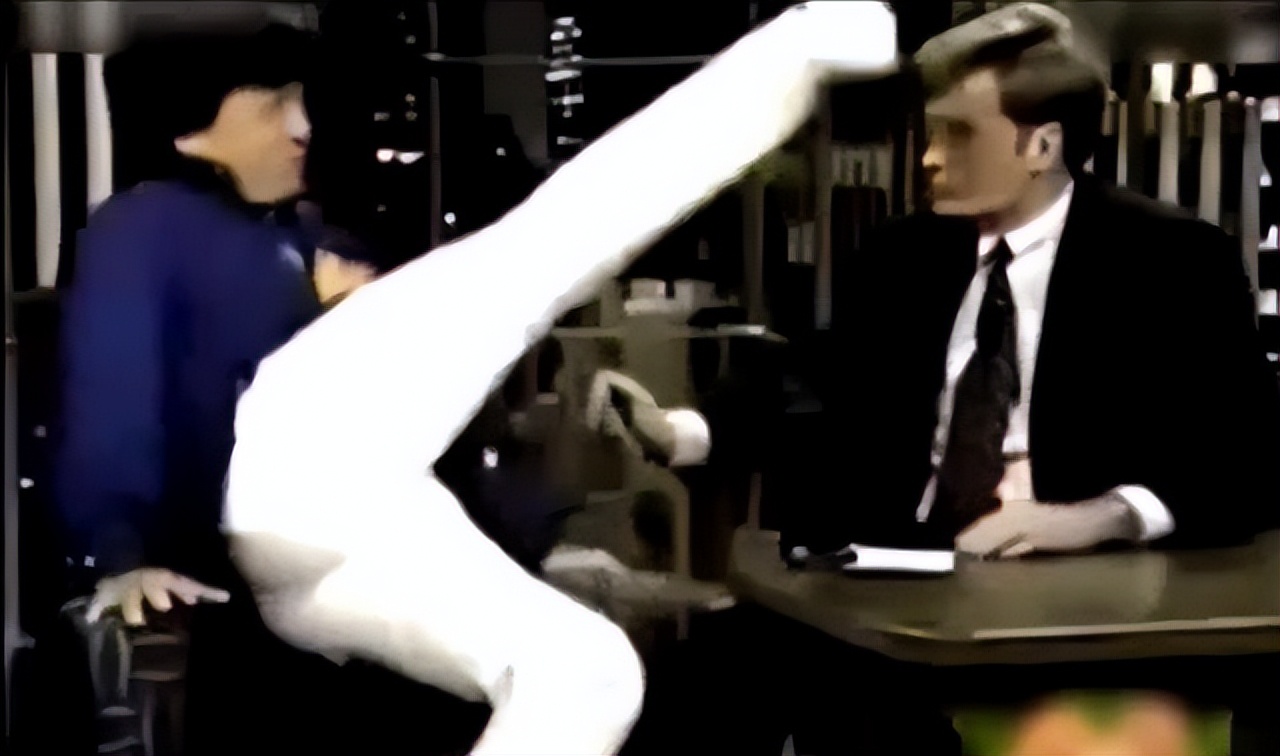 李连杰取消国家一级演员,李连杰曾经是国家一级演员吗